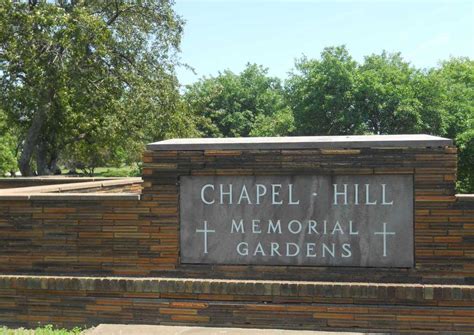 Chapel Hill Memorial Gardens Em Cascade Township Michigan Cemitério