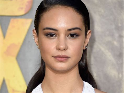 Pictures Of Courtney Eaton