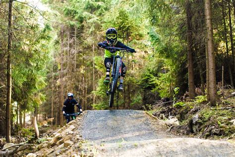 Rozpoczyna się sezon rowerowy w bike parkach Grupy Pingwina Roweronline