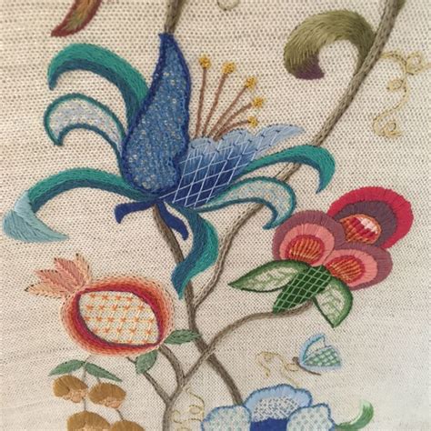 Pin by Judy on Embroidery, Appliqué and Needlework | Jacobean ...