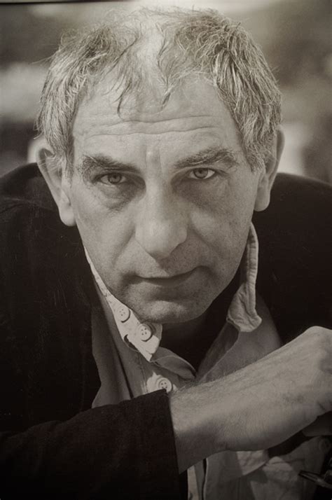 Krzysztof kieslowski, leading polish director of documentaries, feature films, and television films of the 1970s, '80s, and '90s that explore the social and moral themes of contemporary times. FotoReporter 24.pl - Świat według Kieślowskiego