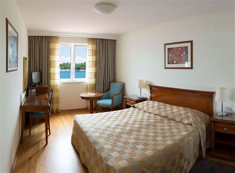 The resort worlds gentings has a total of 7351 rooms. Double Room Sea View - Hotel Bozica Dubrovnik Islands