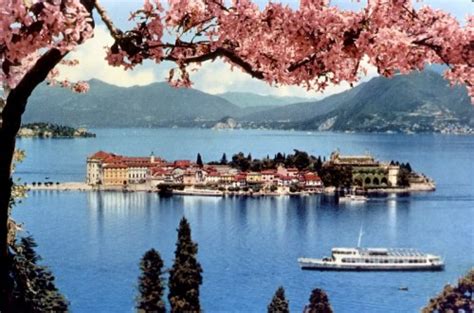 Lago maggiore la guida completa per vivere al meglio il territorio. Stresa - Lago Maggiore - Isola Bella