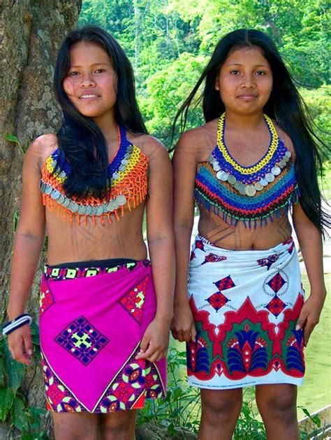 Native American Gurls Amazonas Brazil Embera Tribe Girls In