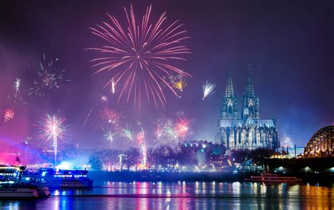Köln Silvester 2020 Bürger Sollen Licht An Und Aus Machen