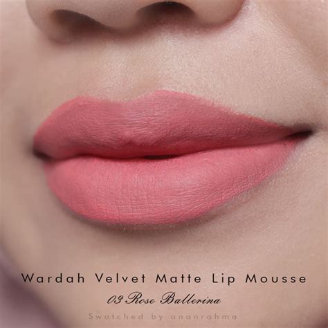 Namanya wardah velvet lip mousse. Wardah Colorfit Velvet Matte Lip Mousse: 03 Rose Ballerina ...