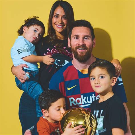 Lionel Messi Nominado Al Balón De Oro Mateo Messi Volvió A Ser