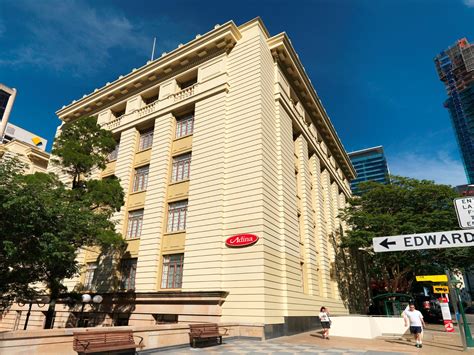 The restaurant entices with dishes of english cuisine. George Williams Hotel Brisbane, Brisbane - Compare Deals
