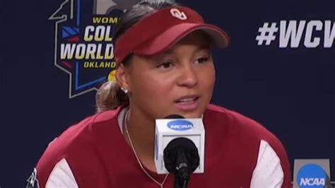 Viral College Softball Players Give Moving Faith Based Answers To Question From Espn Reporter