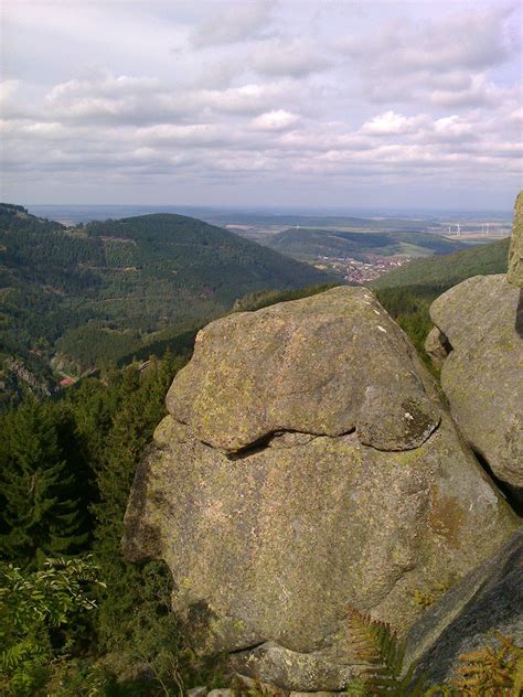 Sprecht mit ulfar in ulfars höhle. Der Alte vom Berg