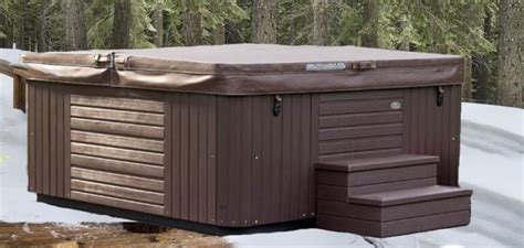 Protect And Cover Up Your Hot Tub In Winter Months Skovish Pools
