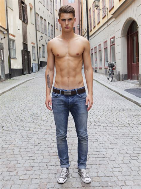 Classify Male Model Sebastian Hallqvist