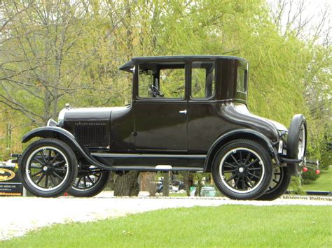 1927 Ford Model T Volo Museum