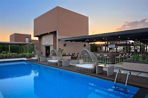 Pool Doubletree Suites By Hilton Hotel Bangalore Bangalore • Holidaycheck Karnataka Indien