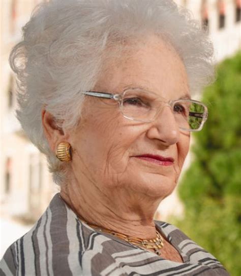Alla vigilia del giorno della memoria, a che tempo che fa la senatrice a vita liliana segre, la cui mozione per creare una commissione contro il razzismo e. Biografia di Liliana Segre