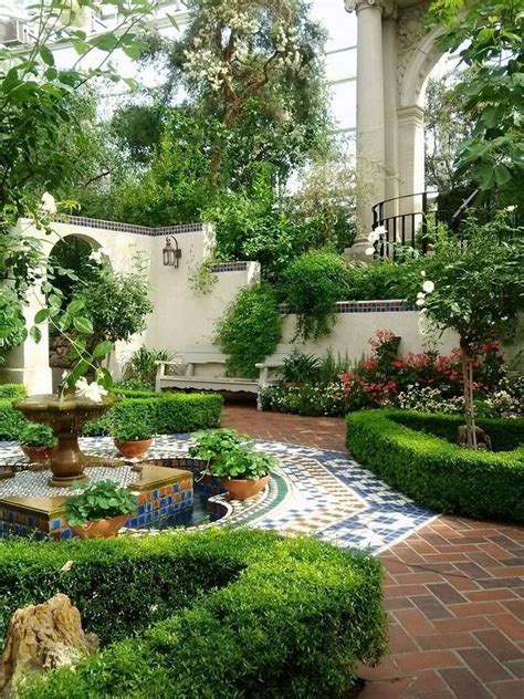 45 Wonderful Italian Garden Design Decorating Ideas Small Courtyard