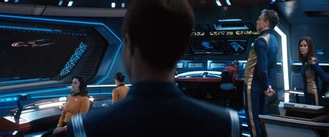 Slideshow Star Trek Discovery S Redesigned Uss Enterprise Bridge