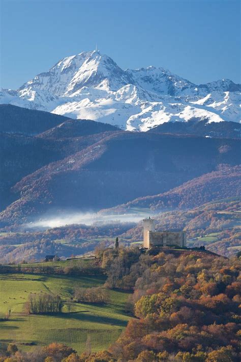 France Hautes Pyrénées Mauvezin Le Château Et Le Pic Du Midi De