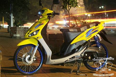 Mio sporty hitam modifikasi stiker. Modif Mio Sporty Keren | Modifikasi Motor Kawasaki Honda ...