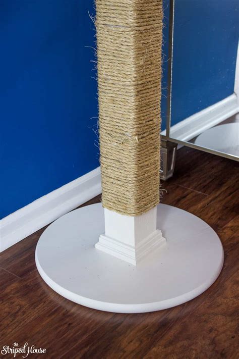 Diy Cat Scratching Post That Is Durable And Stylish 7 Diy Cat Scratching Post Cat Diy Cats