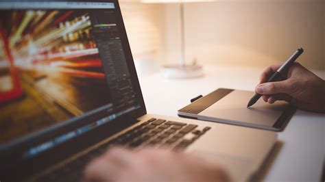 Refine Your Adobe Chops With This Online Graphic Design Bootcamp 88