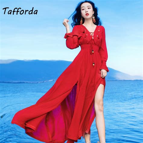 Tafforda 2018 New Autumn Bohemian Temperament Women Long Dress Sexy Neck Show Slim Elegant Red