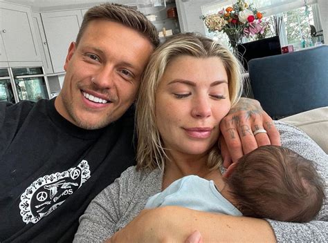 Love Island UK S Olivia And Alex Bowen Welcome First Baby
