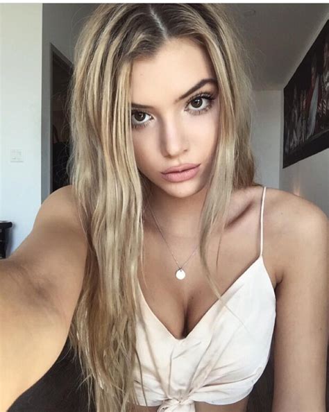 Alissa Violet Is Looking Sexy As Hell In White Top Ladies Man Killa