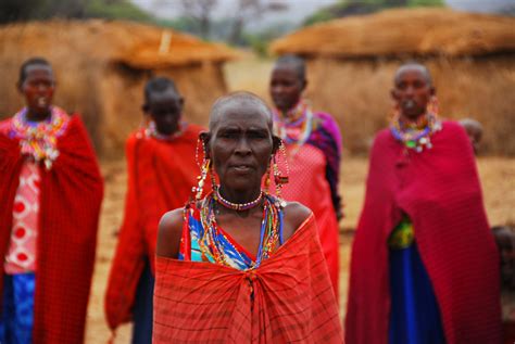 En Tanzanie Des Milliers De Massaï Expulsés Par Le Tourisme De Luxe