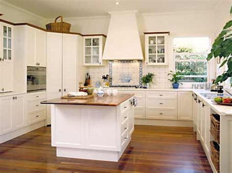 The traditional provincial kitchen was designed to be the hub of the home. stunning-french-provincial-kitchen-design-ideas-with ...