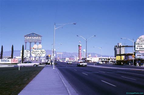 The Las Vegas Strip - 1968 - EvintagePhotos
