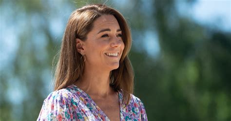 Kate middleton loves these surprisingly affordable earrings. Kate Middleton Debuts A New Hair Colour For Summer 2020