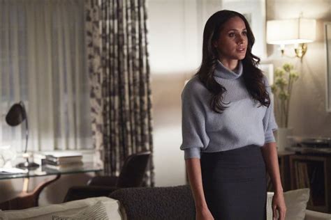 Meghan Markle On Suits Pictures Popsugar Entertainment Photo 22