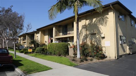 The Carpenters Apartment Complex | California Curiosities