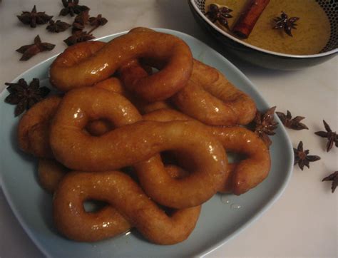Spanish christmas desserts in spain is culture 3 3. Cuban Buñuelos (traditional Noche Buena/Christmas Eve ...