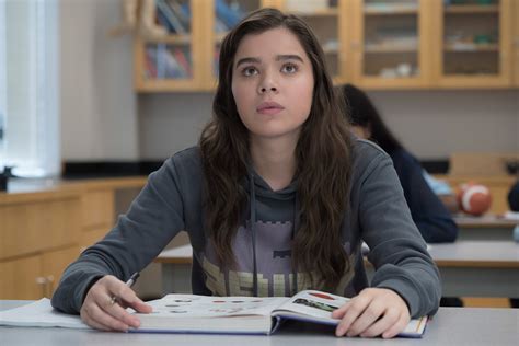 The Edge Of Seventeen Is A Winning Teen Comedy Thanks To Hailee