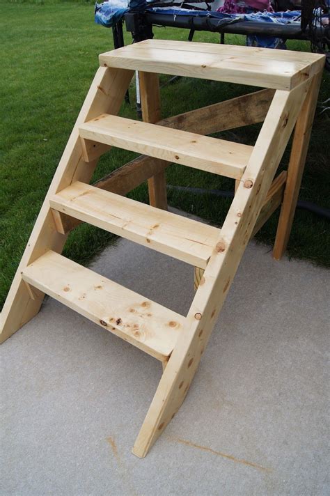 Dort kann nach herzenslust und mit voller privatsphäre geschwommen. Holztreppe Fur Pool Selber Bauen