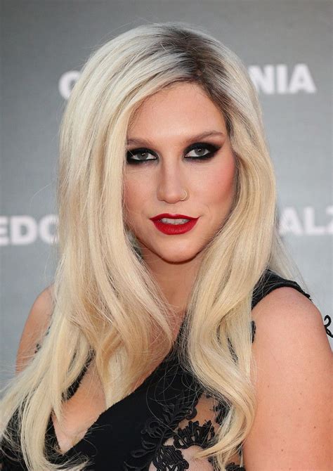Kesha At Calzedonia Summer Show Forever Together In Italy 4 16 13 Kesha Kesha Rose Celebrities