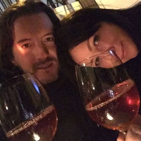 Shannen doherty's husband, kurt iswarienko, even said to her that he found her far sexier and appealing than he had before. Shannen Doherty and Her Husband Have a Love Some People Only Dream About | Shannen doherty ...