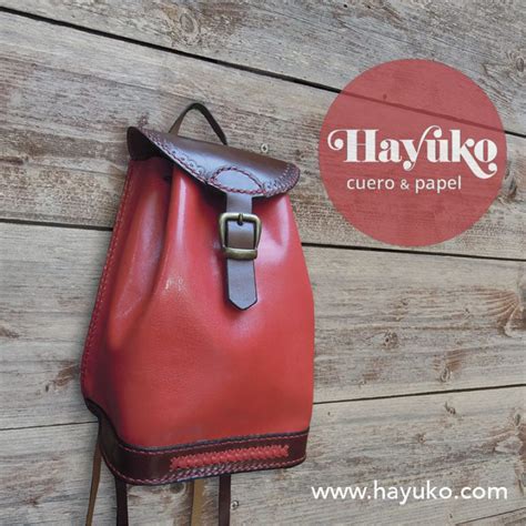 Mochila Roja Hayuko Cuero And Papel