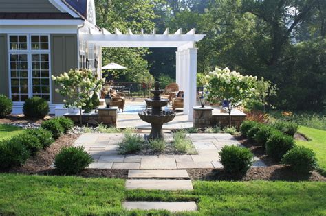 Fountain Courtyard And Plantings Traditional Landscape