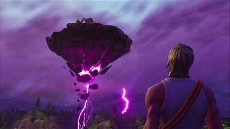 Download Fortnite Xbox One Gameplay 2248x2248 Resolution