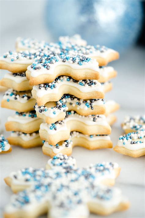 If you skip this step, the dough will be sticky and could spread while baking. sweetoothgirl: " THE BEST SUGAR COOKIE RECIPE " | Best sugar cookie recipe, Best sugar cookies ...
