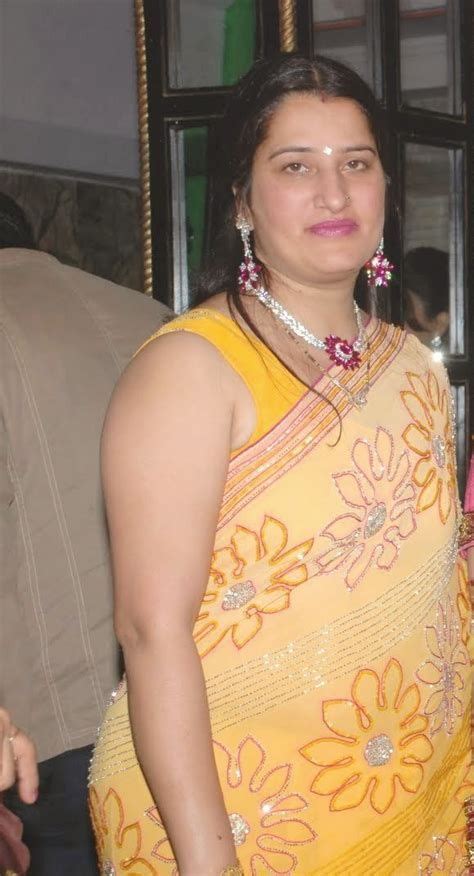 Pin By Manohar Gope On Aunty Saree Petticoat Fashion