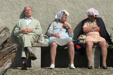 Italia giù nella classifica sulla qualità della vita dei suoi anziani