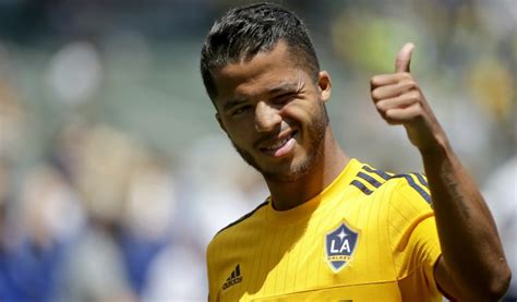 .fallecimiento de geraldo francisco dos santos javier zizinho, el padre del capitán del la galaxy jonathan dos santos y de giovani dos santos. Giovani dos Santos siente que llegará en plena madurez a ...