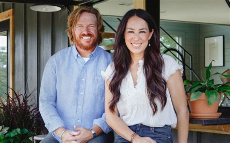 Joanna Gaines Affair Truth About Chip Gaines And Joanna Relationship