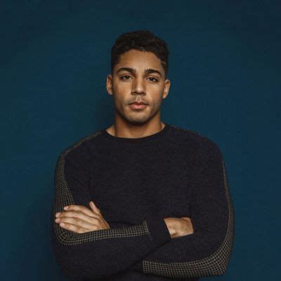 Know about michael evans behling's wiki, age, biography, married, wife, girlfriend, dating, net worth, salary, height, parents, movies & more in detail. Michael Evans Behling - Net worth, Salary, Height, Age ...