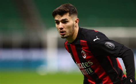23 hours ago · brahim diaz looks set to swap the bernabeu for the san siro in a £21.5million move to ac milan from real madrid. Calciomercato Milan, suggestione Isco | Intrecco con il Real
