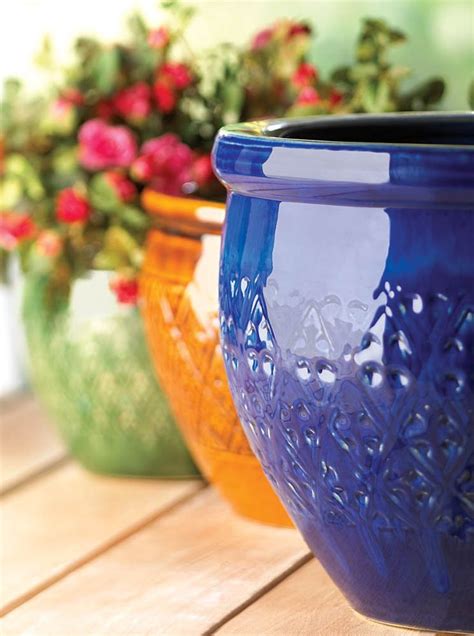 10 Large Colorful Outdoor Planters